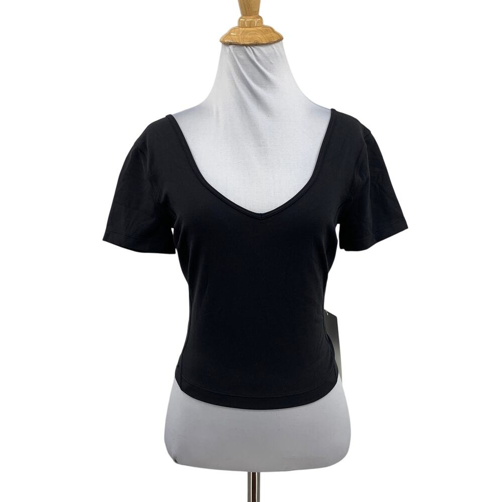 Lululemon Shirt Womens 6 Black Align Tight Fit Crop Short Sleeve Yoga Active Tee